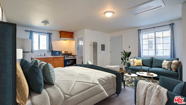 Photo - 1478 W 29th St Unit #2