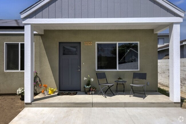 Building Photo - 3253 Mataro St Rental