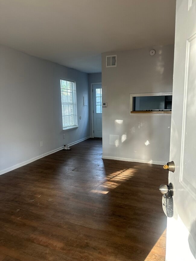 Photo - 1919 Metairie Ave Unit b