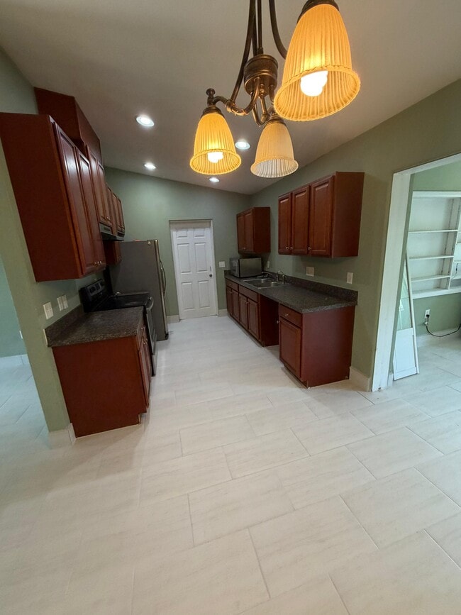 Photo - 5306 Satel Dr