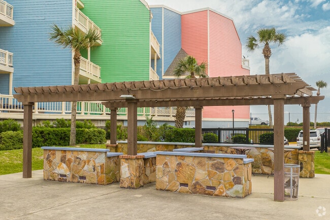Outdoor Patio Area - Oceanfront Lofts