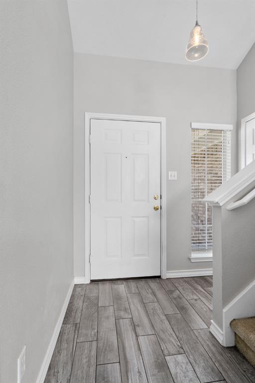 Photo - 440 Grey Feather Ct