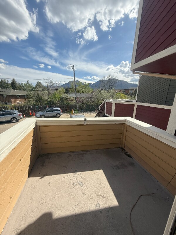 Photo - 2857 Springdale Ln