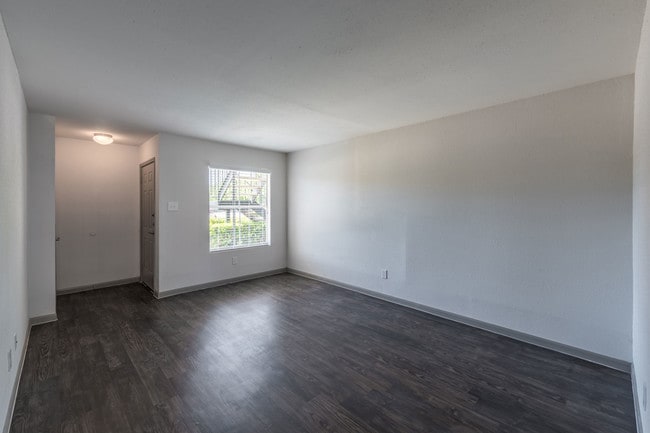 Photo - Brays Oaks Park Apartments