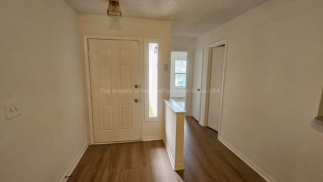 Photo - 7626 Melissa Ct N