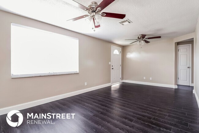 Photo - 6230 Westport Dr