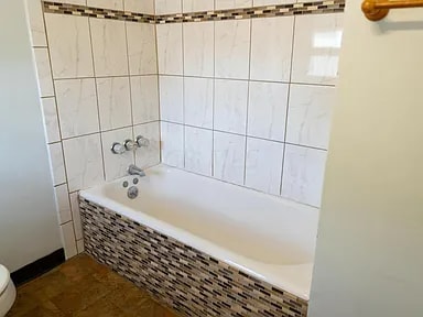 Building Photo - 574 Townsend Ave Rental