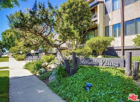 SeaGate le da la bienvenida - 8711 Falmouth Ave Unidad 104