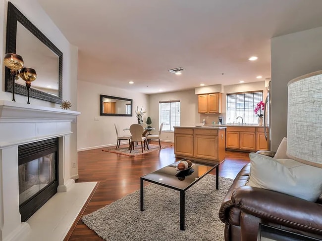 Photo - 3271 Shiraz Pl