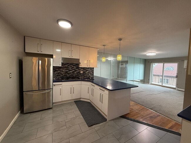 Photo - 1310 84th St Unidad 3B