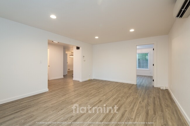 Photo - 20005 25th Ave NE