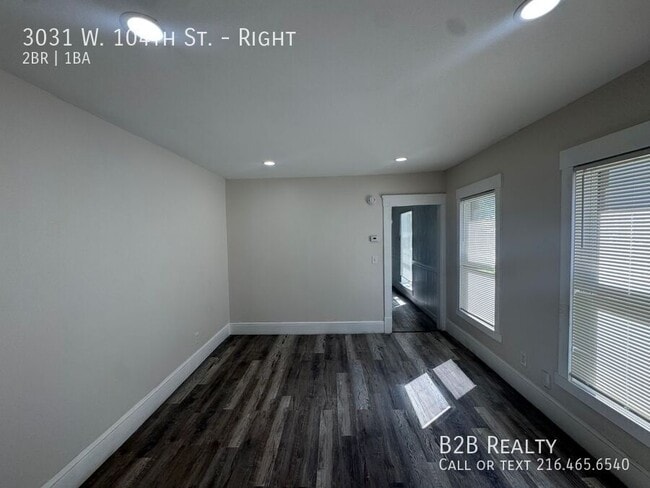 Photo - 3031 W 104th St Unidad Right