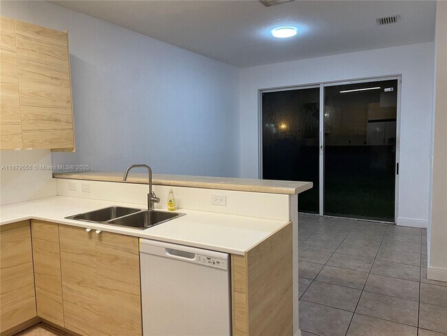 Photo - 2145 NE 7th St