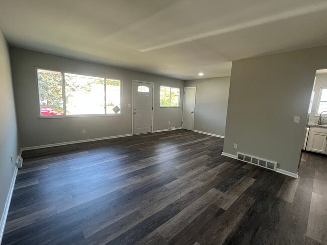 Photo - Renovated Spacious 4 Bedroom Home Available for Pre-Lease!