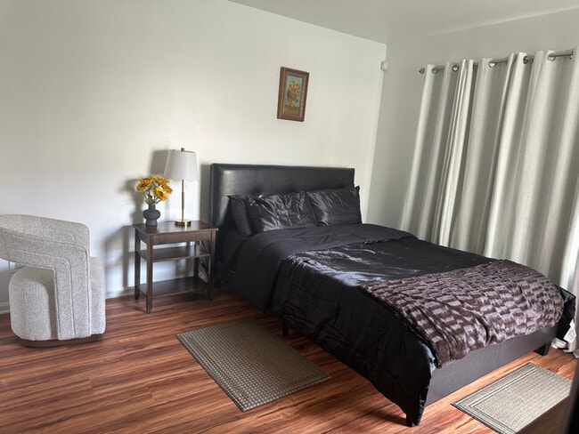 Photo - 8403 Pamela Way