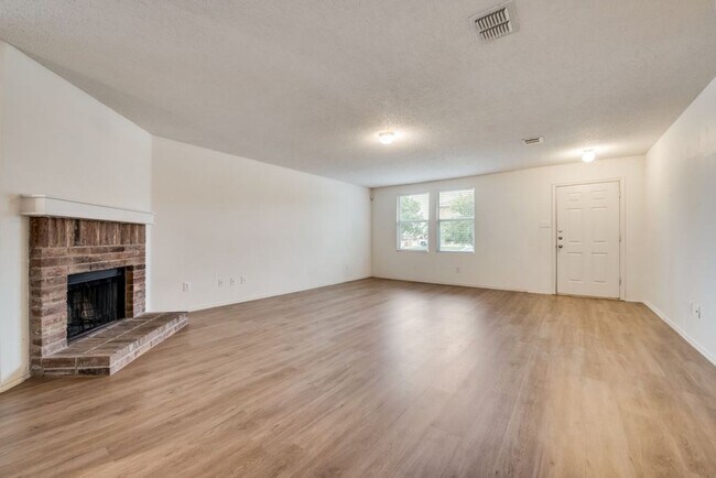 Photo - 3-bed 2-bath in Little Elm's highly desira...