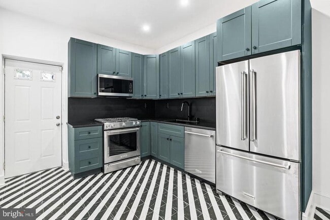 Photo - 1507 Marion St NW Unit 2