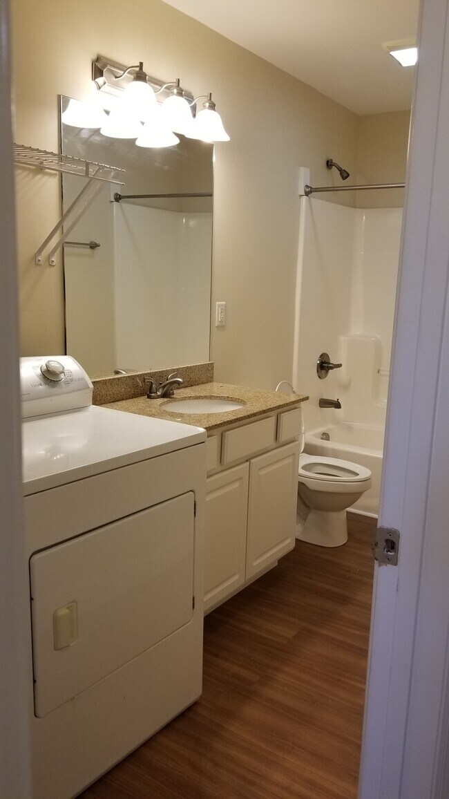 Photo - 1011 Ann Marie Dr