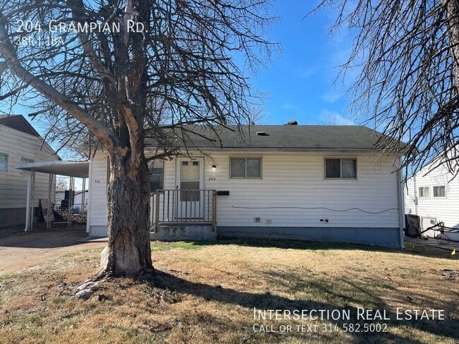 Building Photo - 204 Grampian Rd