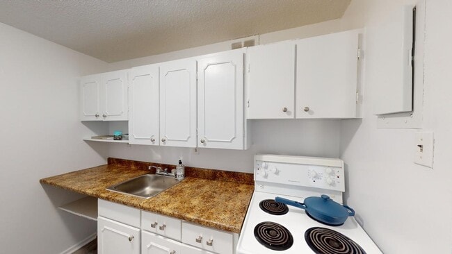 Photo - 27 Lucerne & 87 Vanier