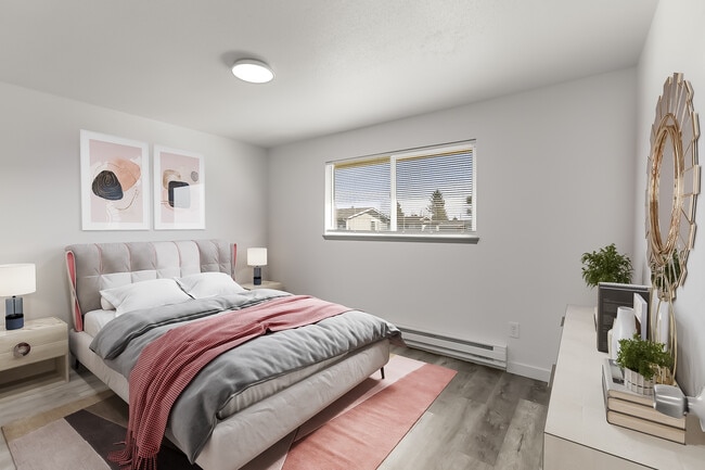 Photo - 722 Water St