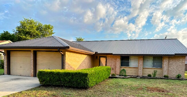 Building Photo - 1703 Kingman Rd Rental