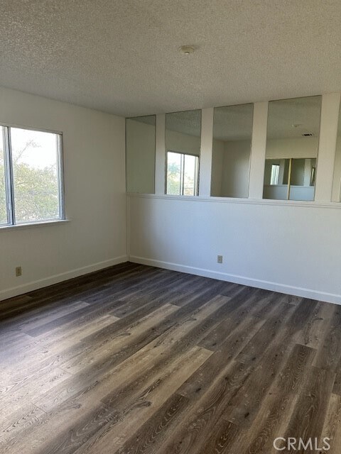 Photo - 14952 Ritter St