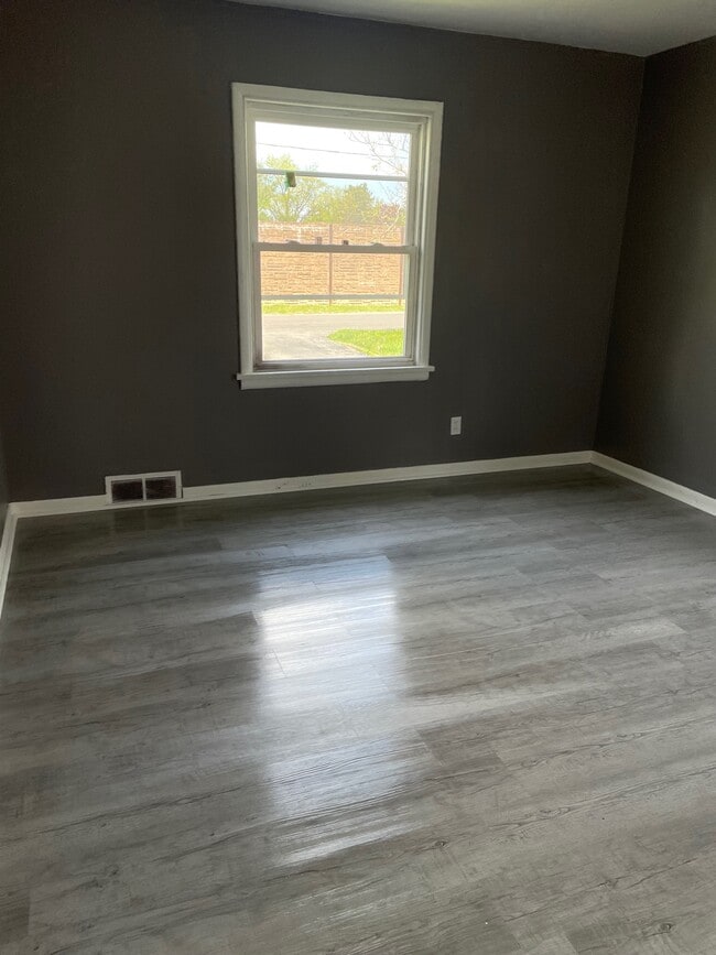 Photo - 19020 McCracken Rd