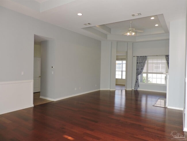 Photo - 4986 Vizcaya Dr