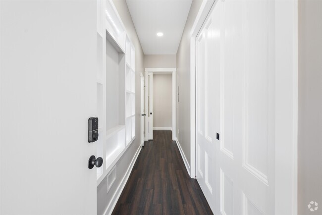 Building Photo - 241 Baldwin Ave Unit 1 Rental