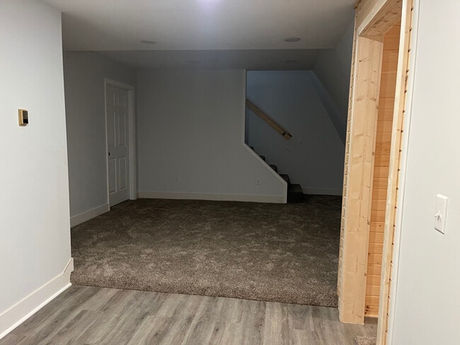 Photo - 14586 7 Mile Rd