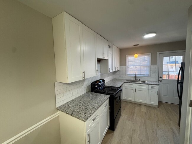 Photo - 3819 Rosehaven Dr