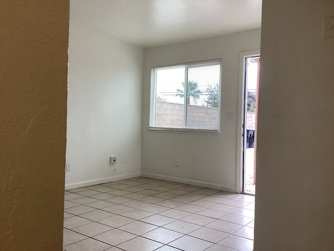 Photo - 3278 - Lucas Unit 1