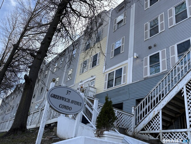 Photo - 37 Greenwich Ave Unidad 2-1
