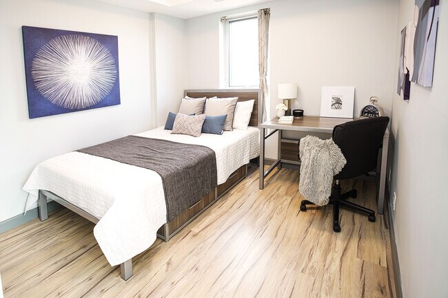 Photo - The HUB GEOWAVE