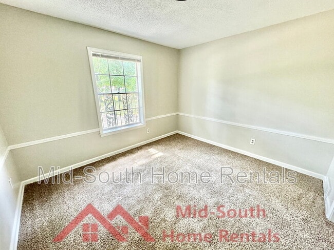 Photo - 2168 Carnes Ave
