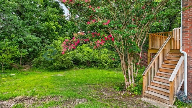 Photo - 628 Netherlands Dr