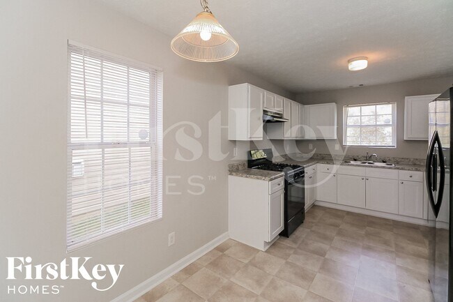 Photo - 4035 Mission Way