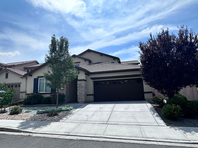 Building Photo - 10735 Ridgebrook Dr