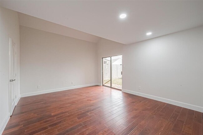 Photo - 12127 Carriage Hill Dr