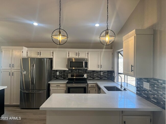 Photo - 1733 N La Rosa Dr