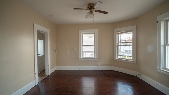 Photo - 31 Battey St Unit 2