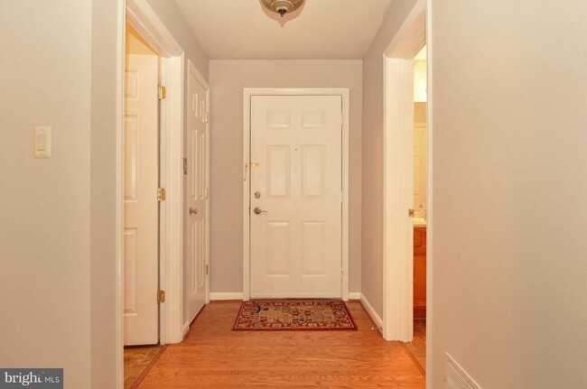 Photo - 13103 Millhaven Pl Unit APT E