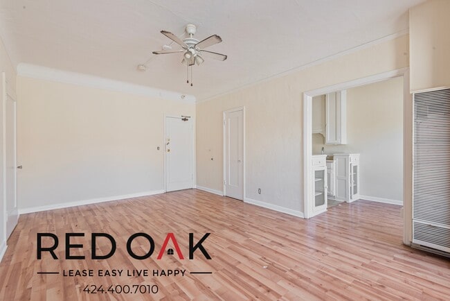 Photo - 607 S Dunsmuir Ave Unidad 104