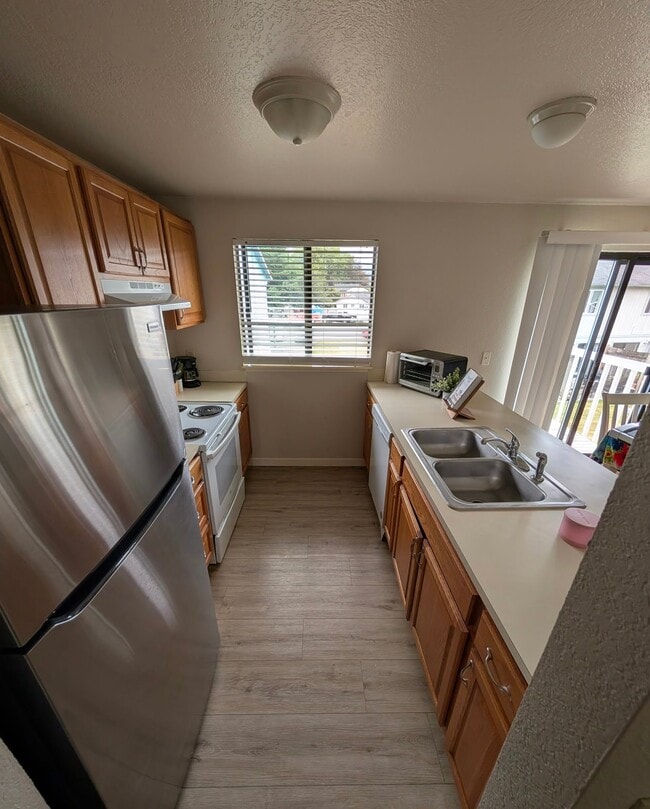 Photo - 18510 Blueberry Ln Unit D