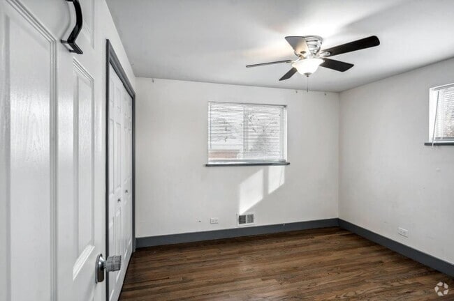 Building Photo - 151 S Ames St Rental