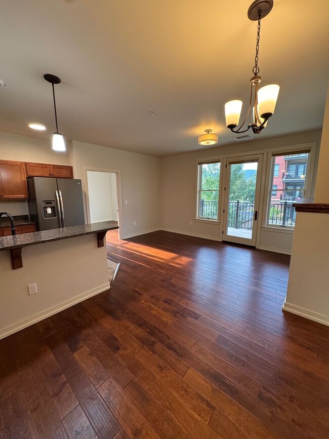 Photo - Polleys Square Luxury Condo For Rent