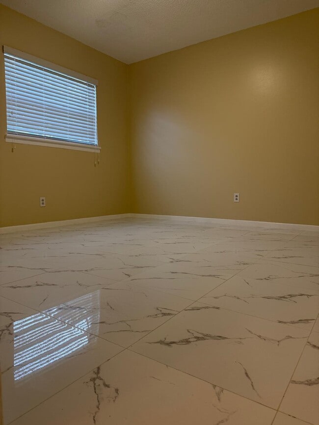 Photo - 2809 Jefferson Pky