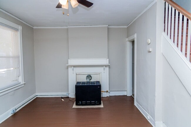 16 S Plum St