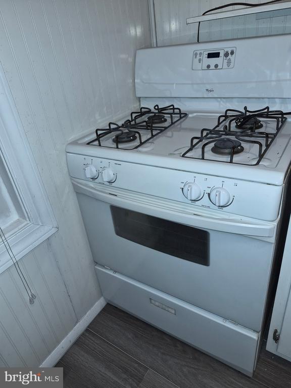 Photo - 381 Stewart Ave